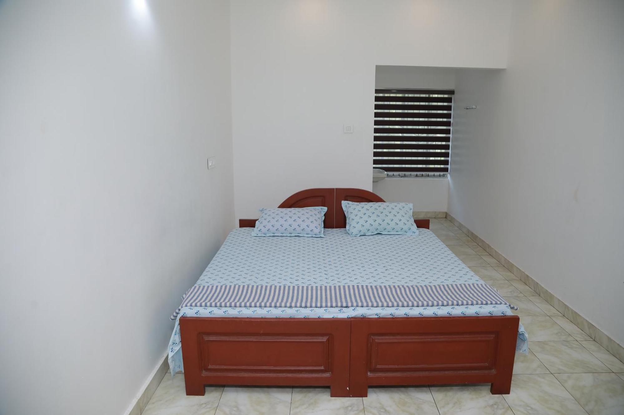 Thekkumpuram Tourist Home Malappuram Exterior photo